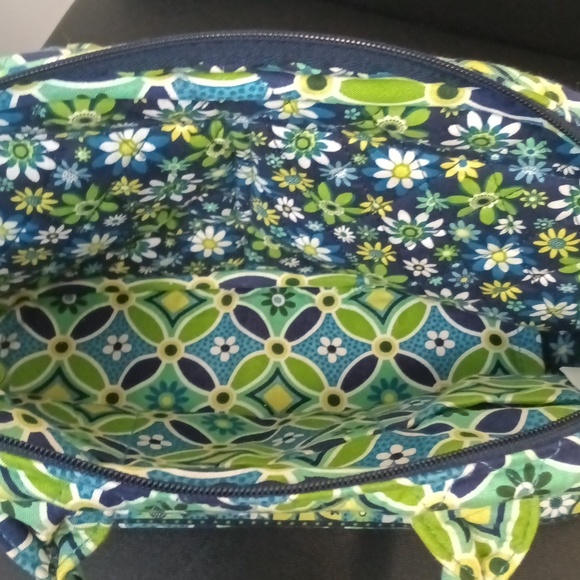 Vera Bradley Small Navy/Green floral satchel - Picture 7 of 7